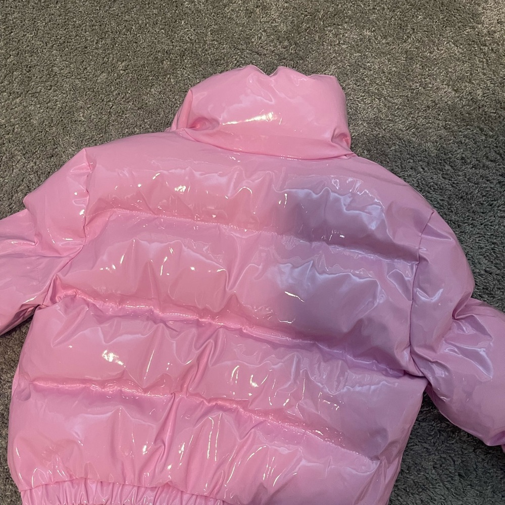 Pretty Little Thing puffer jacket (baby pink) Size 4